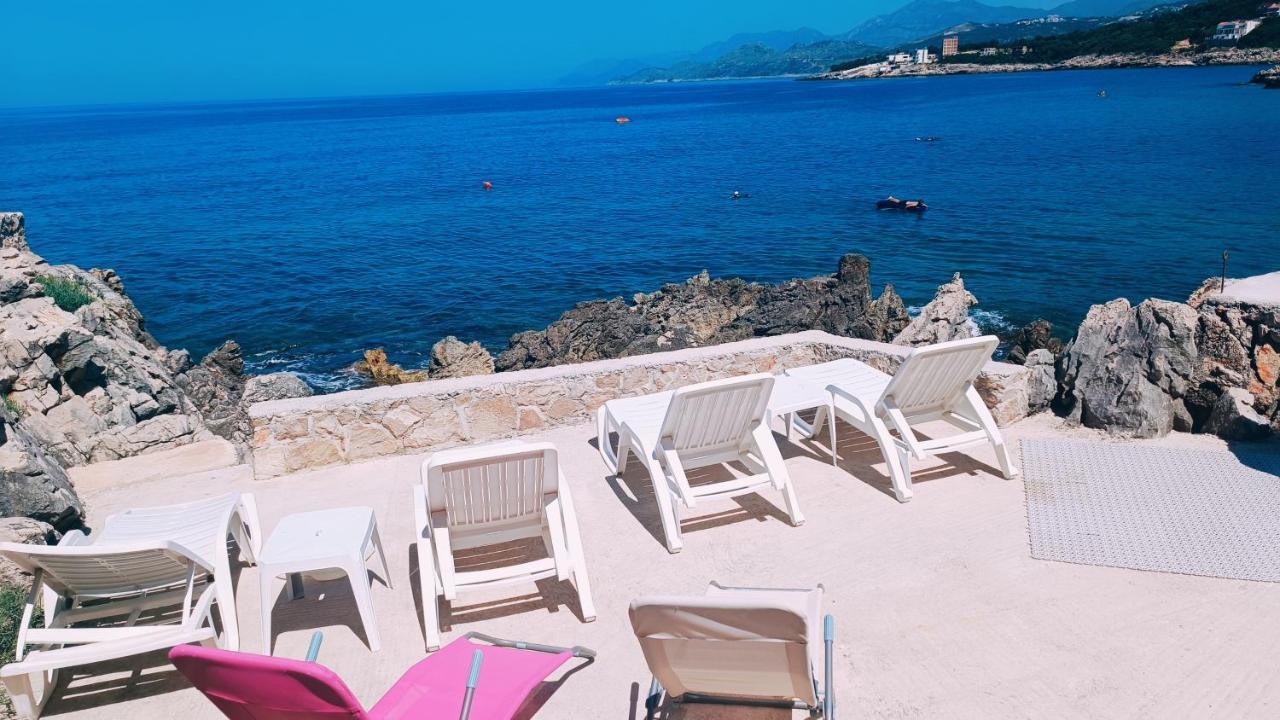 Beach Apartment With Beach Chairs N.1 Utjeha Dış mekan fotoğraf