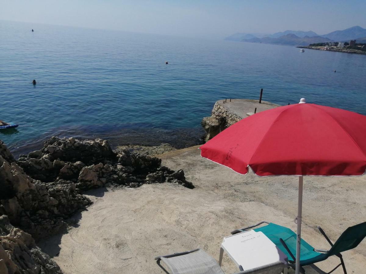 Beach Apartment With Beach Chairs N.1 Utjeha Dış mekan fotoğraf